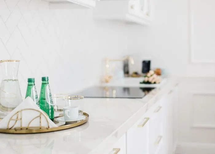 Golden Place Apartment